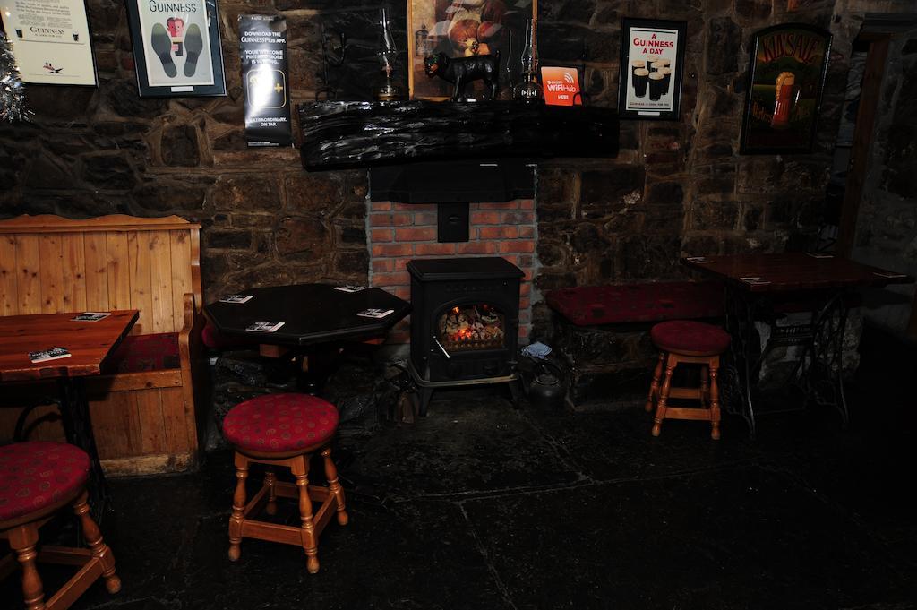 アスローン The Mill Bar Bed & Breakfast エクステリア 写真
